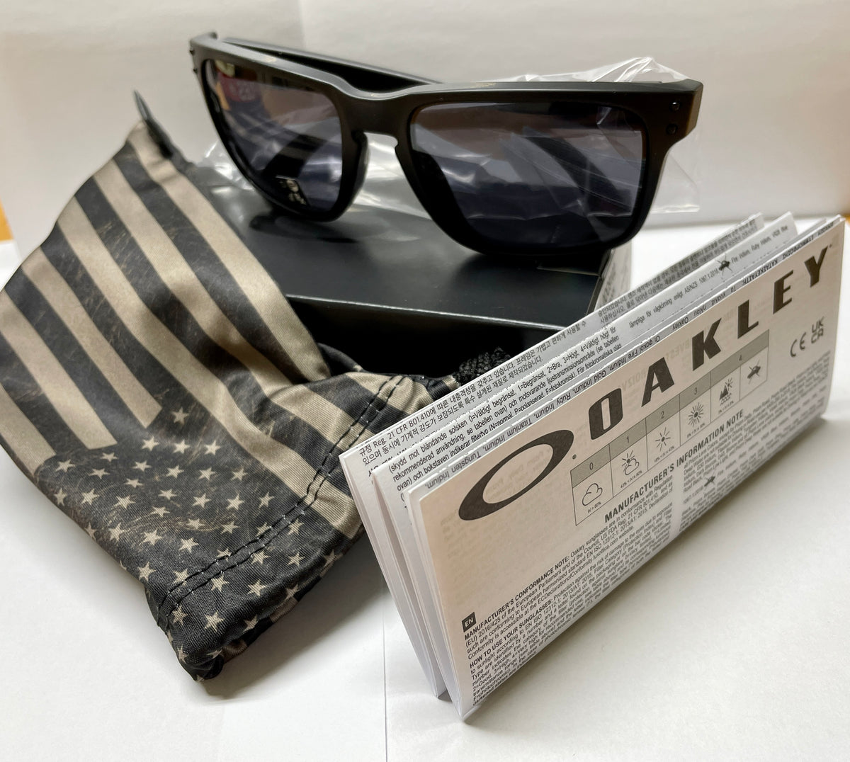 Oakley Holbrook USA Tonal Flag Sunglasses - Matte Black / Grey