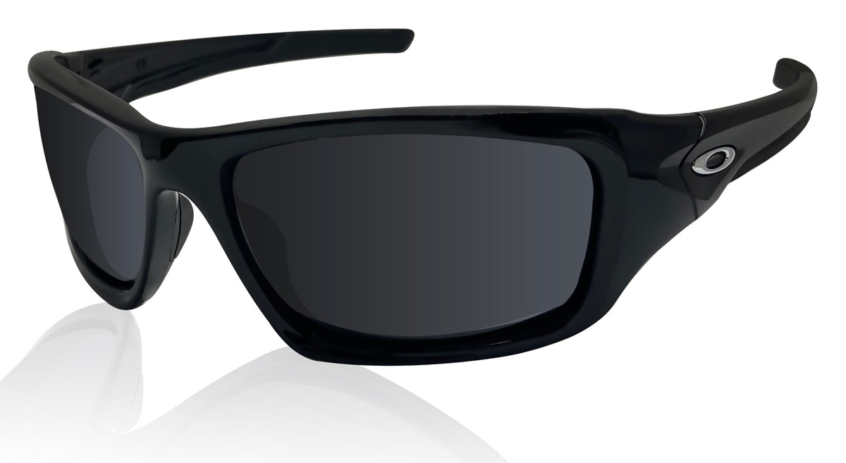 Oakley Valve Sunglasses black polished frame Polarized lens 12
