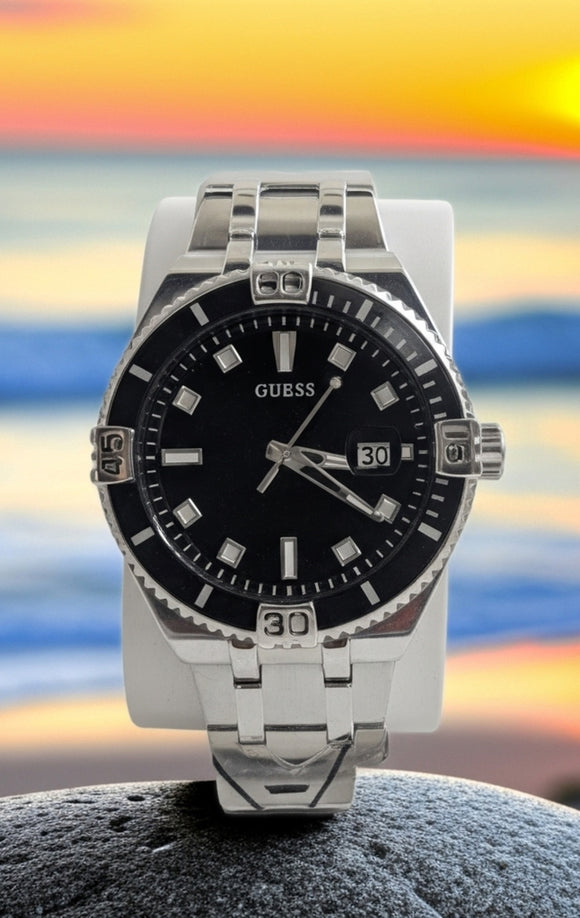 Guess Men's Classic Black Dial Watch GW0330G1 stainless steel