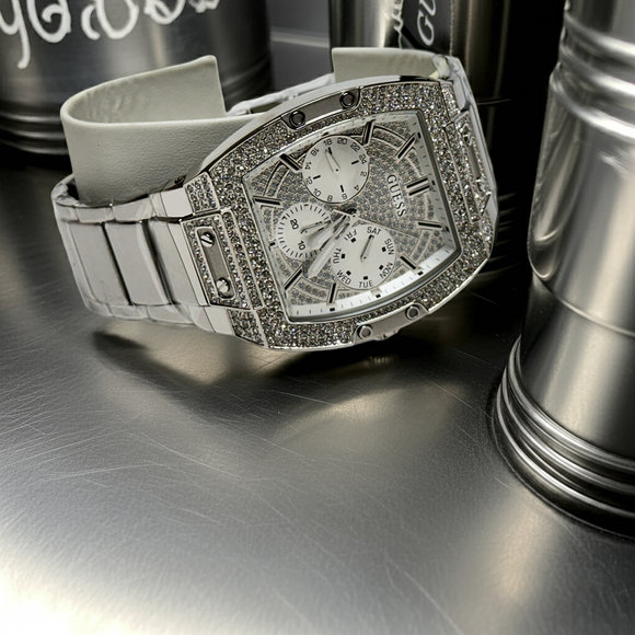 Guess Men's Watch Classic Silver-tone Dial GW0094G1 Phoenix